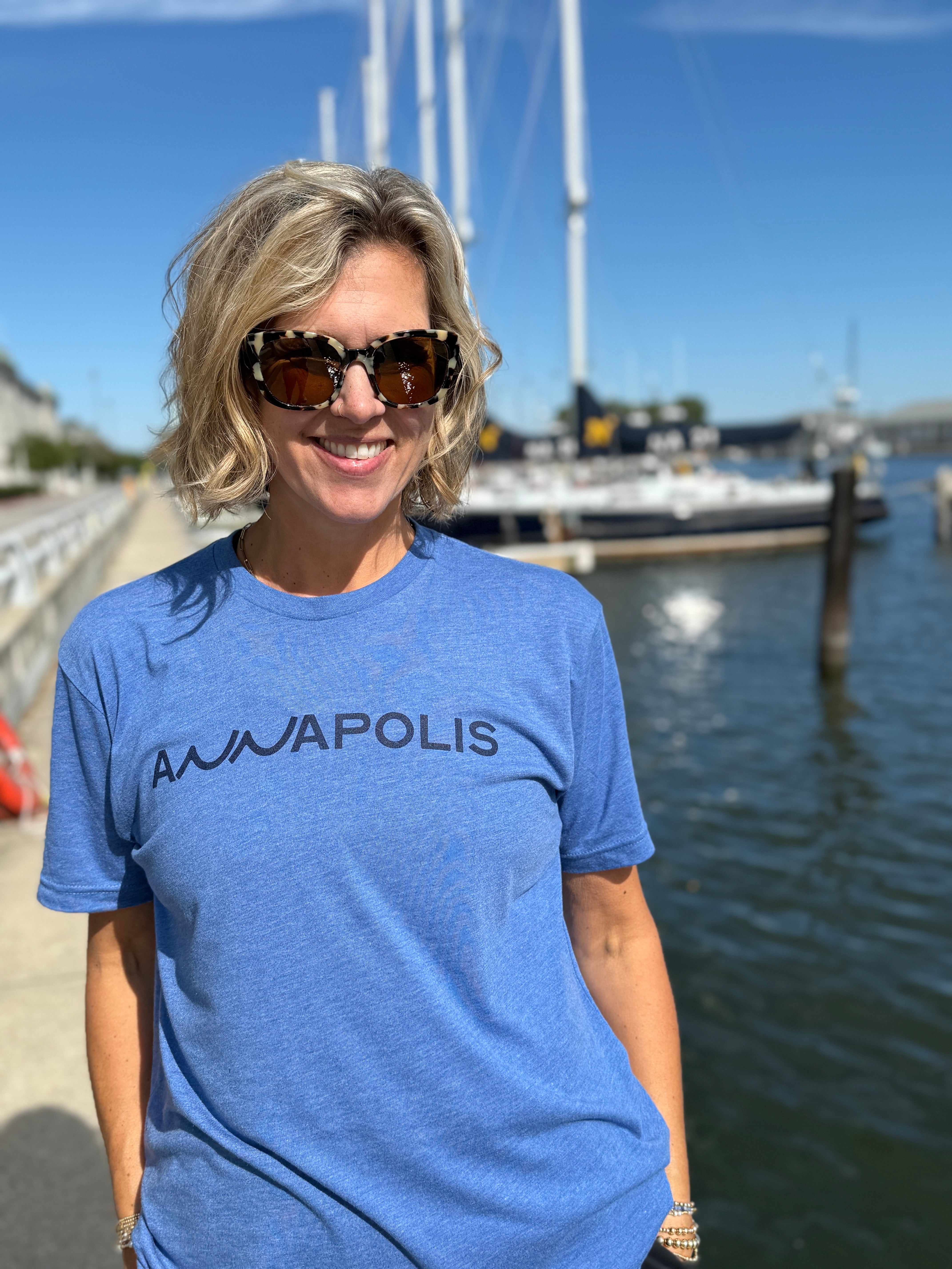 Tee - Vintage Short-Sleeve Unisex - Annapolis (Royal)